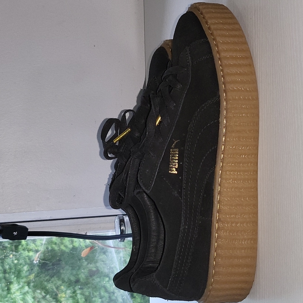 Black Pumas by Rihanna Creeper